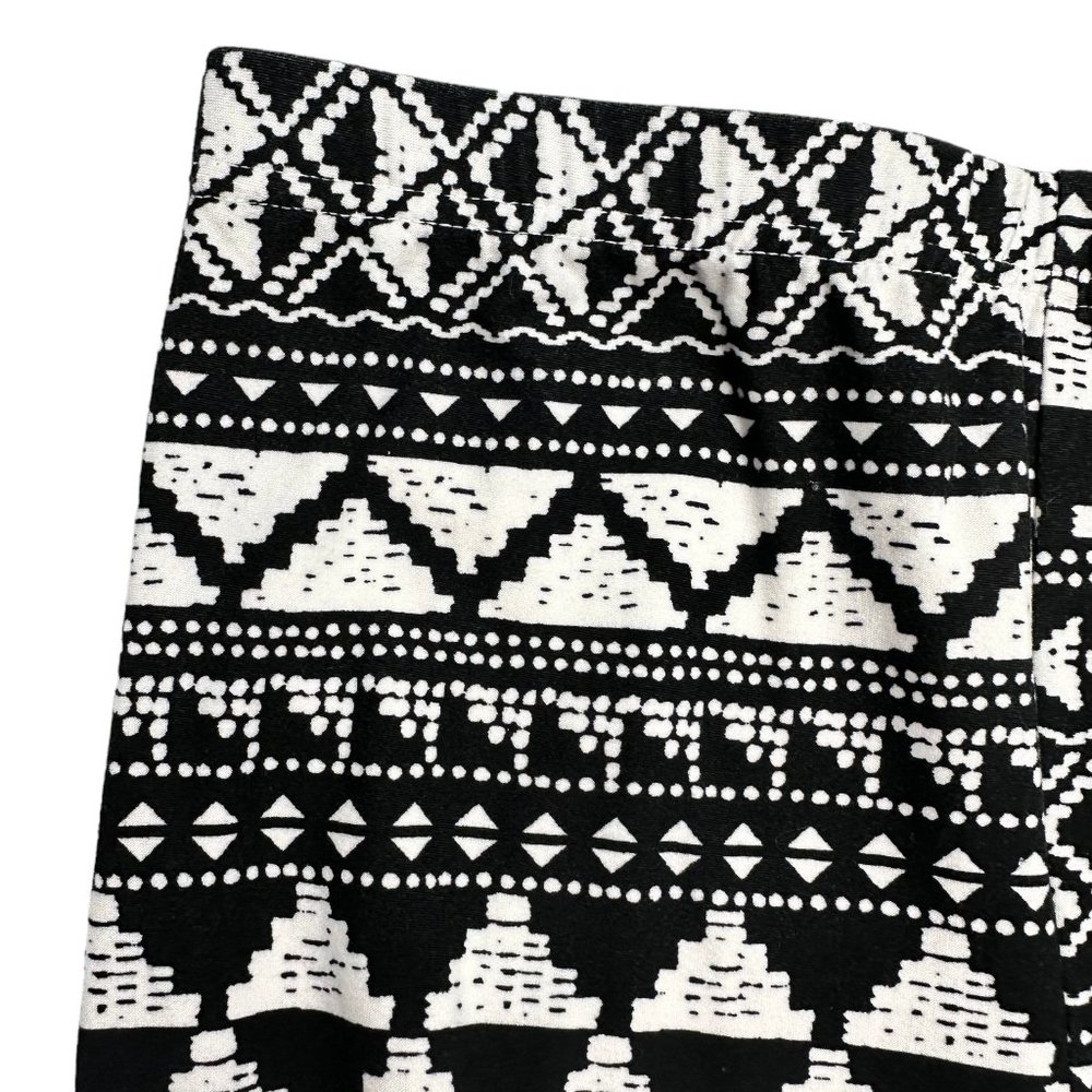 No Boundaries Tribal Print Leggings (S/3-5) - Picture 5 of 8